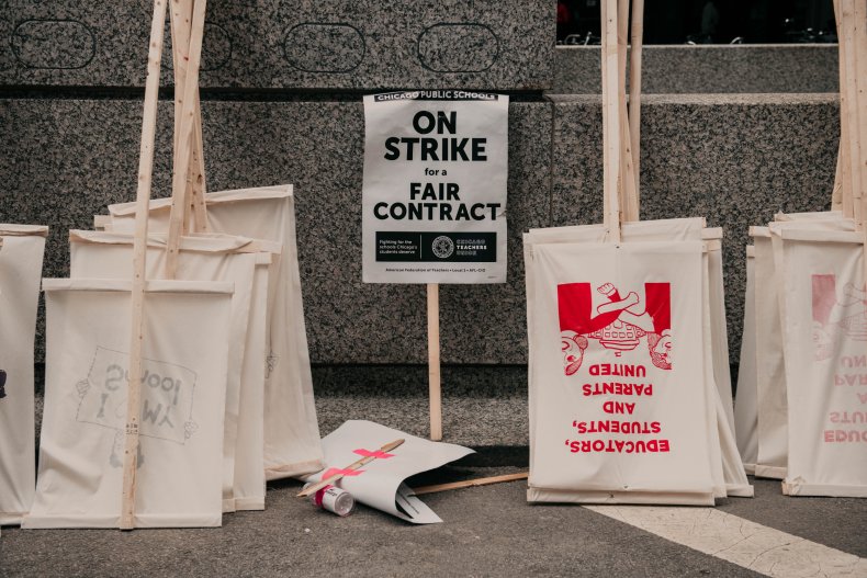 Latina Bakery Workers on Strike $1 Raise