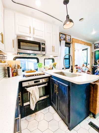 The Proha Familys Tiny House RV The Proha Familys Tiny House RV