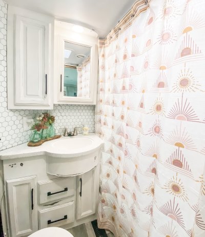 The Proha Familys Tiny House RV The Proha Familys Tiny House RV