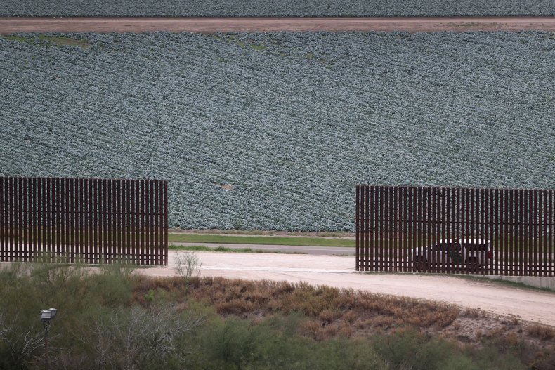 Immigrants Surge Across Border Ahead Of Trump 