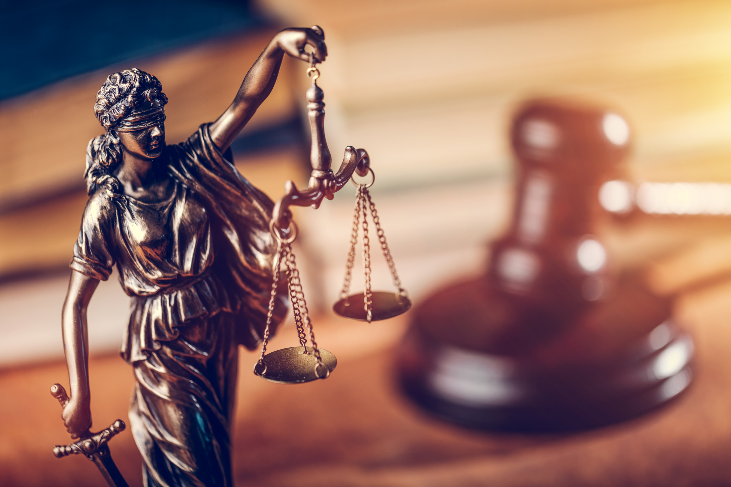 Iowa Businessman Hershel Ratliff Gets 30 Years for Trading Teen Party Place for Sex