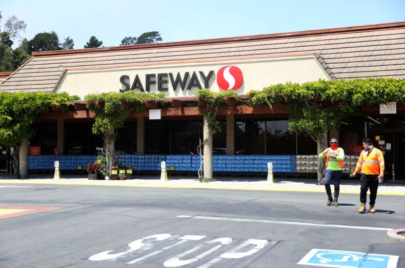 Select Safeway stores are open on Christmas