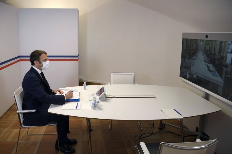 Emmanuel Macron, cabinet meeting