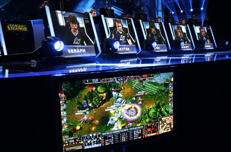 League of Legends Competition