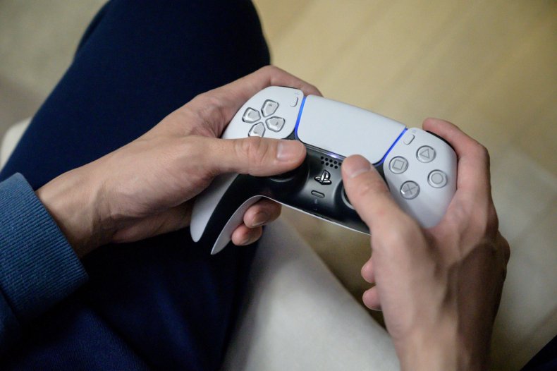 PS5 DualSense Controller