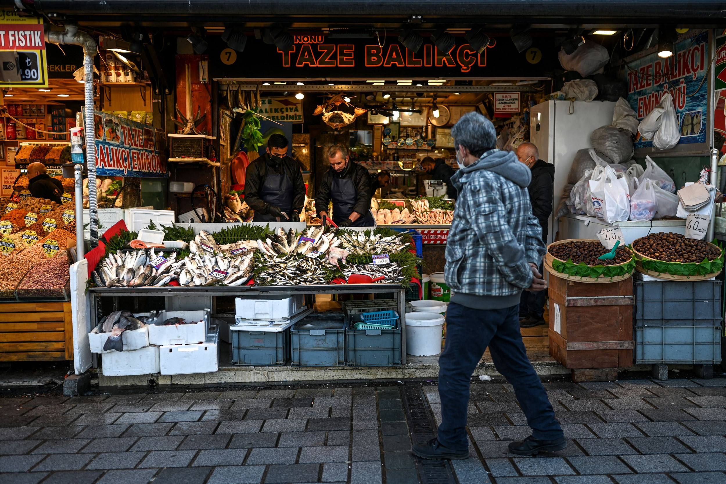 Turkey reports 36 percent inflation rate, food prices rise by 43 percent compared to 2020