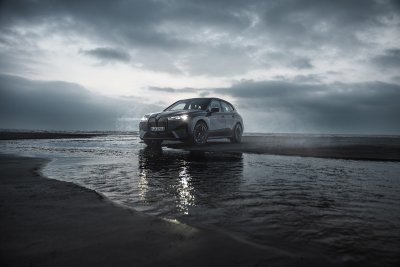 2023 BMW iX M60 2023 BMW iX M60