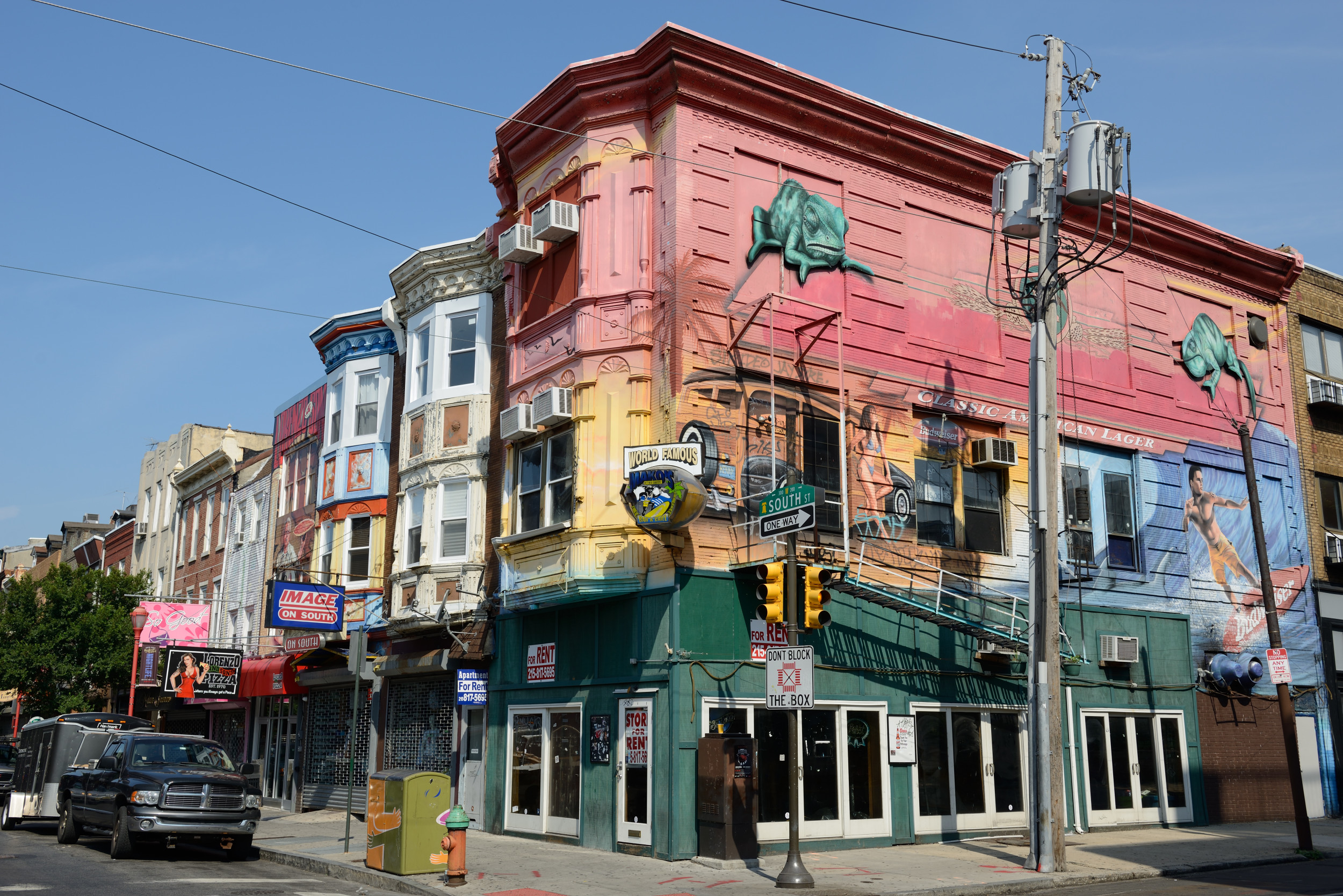 Massive Fatal Blaze Reported at Philadelphia Rowhouse, Fire Officials Say - Vimarsana News