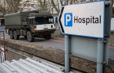 British troops assist hospitals amid COVID shortage