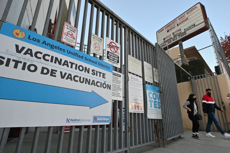 la-vaccination-site.jpg?w=790&f=527bdfb2c2015ab792ee6006595e5969