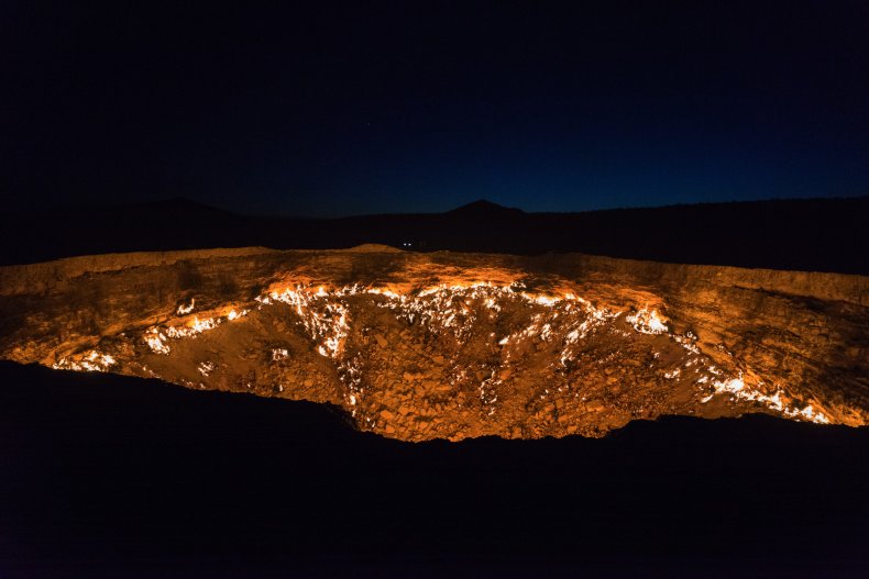 Darvaza gas crater 