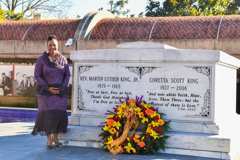 برنیس کینگ در یادبود