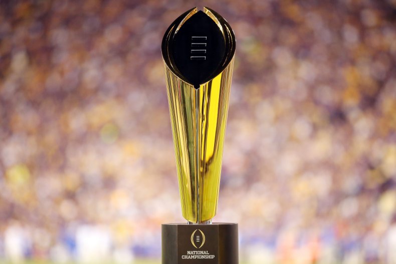 College Football Playoff Expansion, Automatic Bid