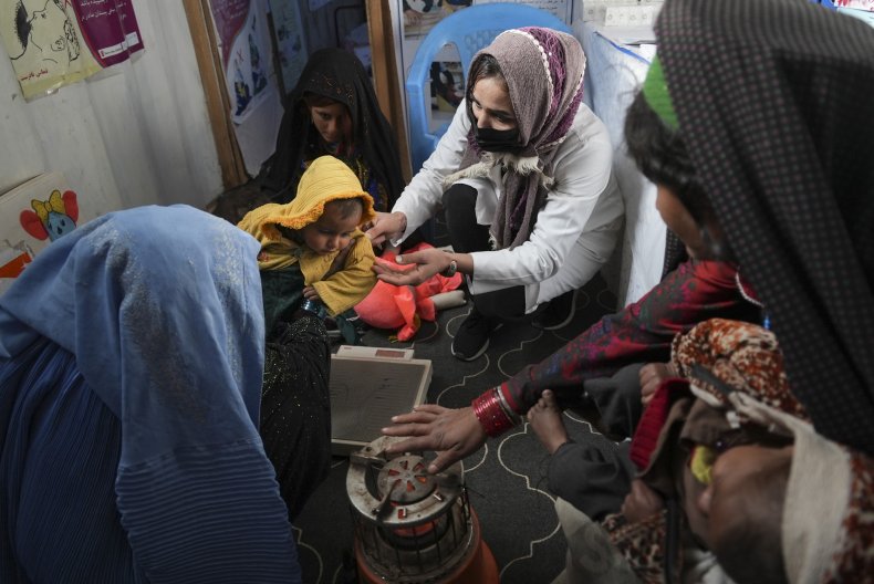 Afghanistan nurse aide covid humanitarian taliban