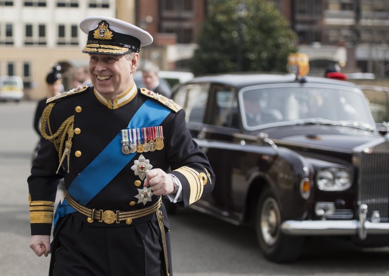 Príncipe Andrew títulos militares