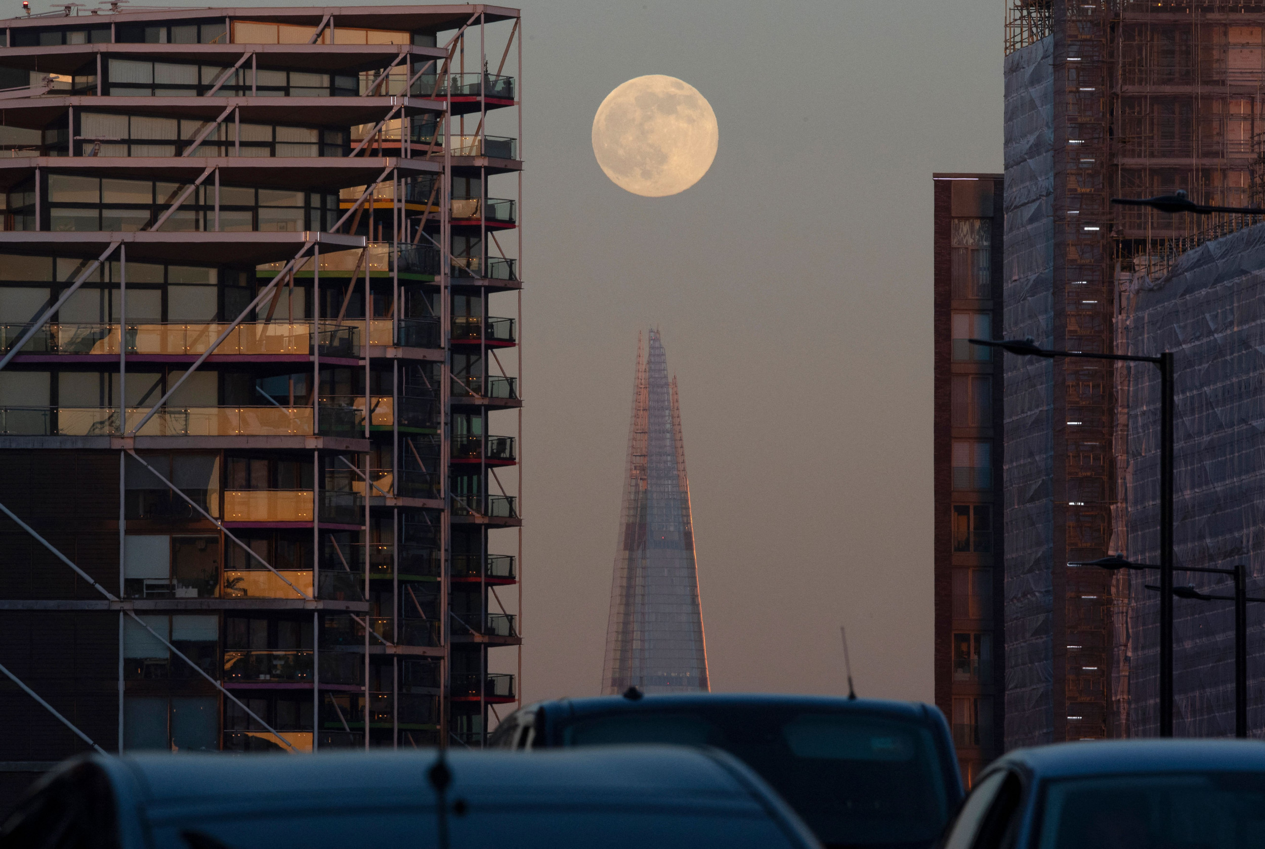 Stunning Full Moon January 2022 Photos Show Wolf Moon Shining Around 