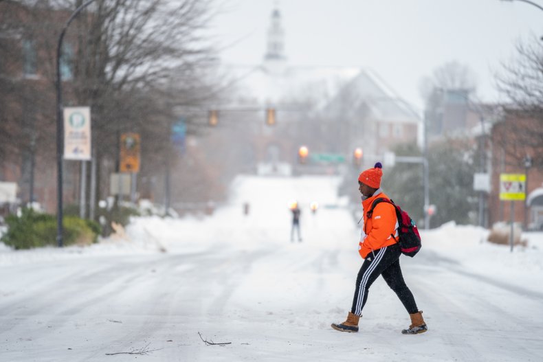 Storm Izzy hits Carolinas