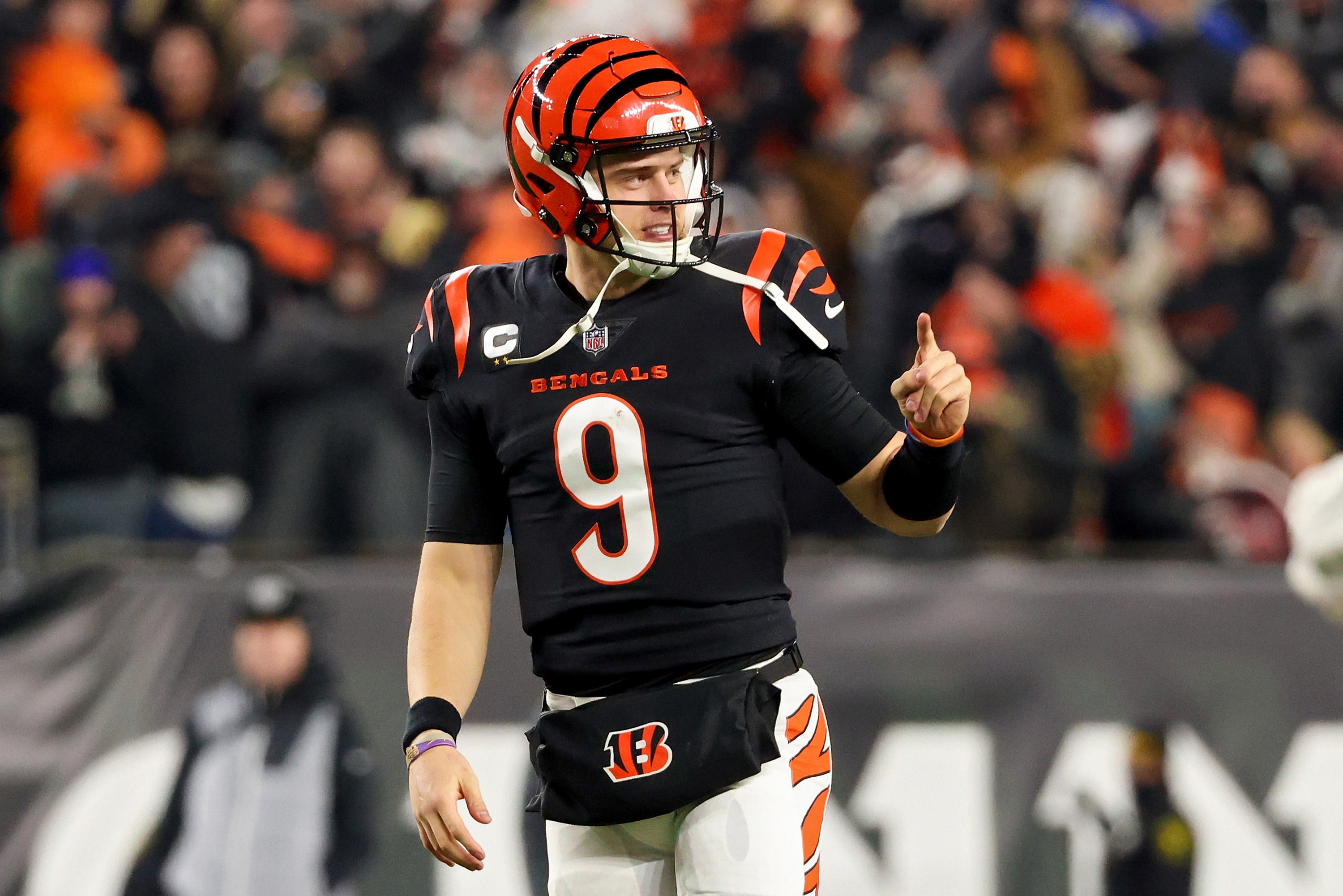 What channel is Cincinnati Bengals game today vs. Tennessee Titans