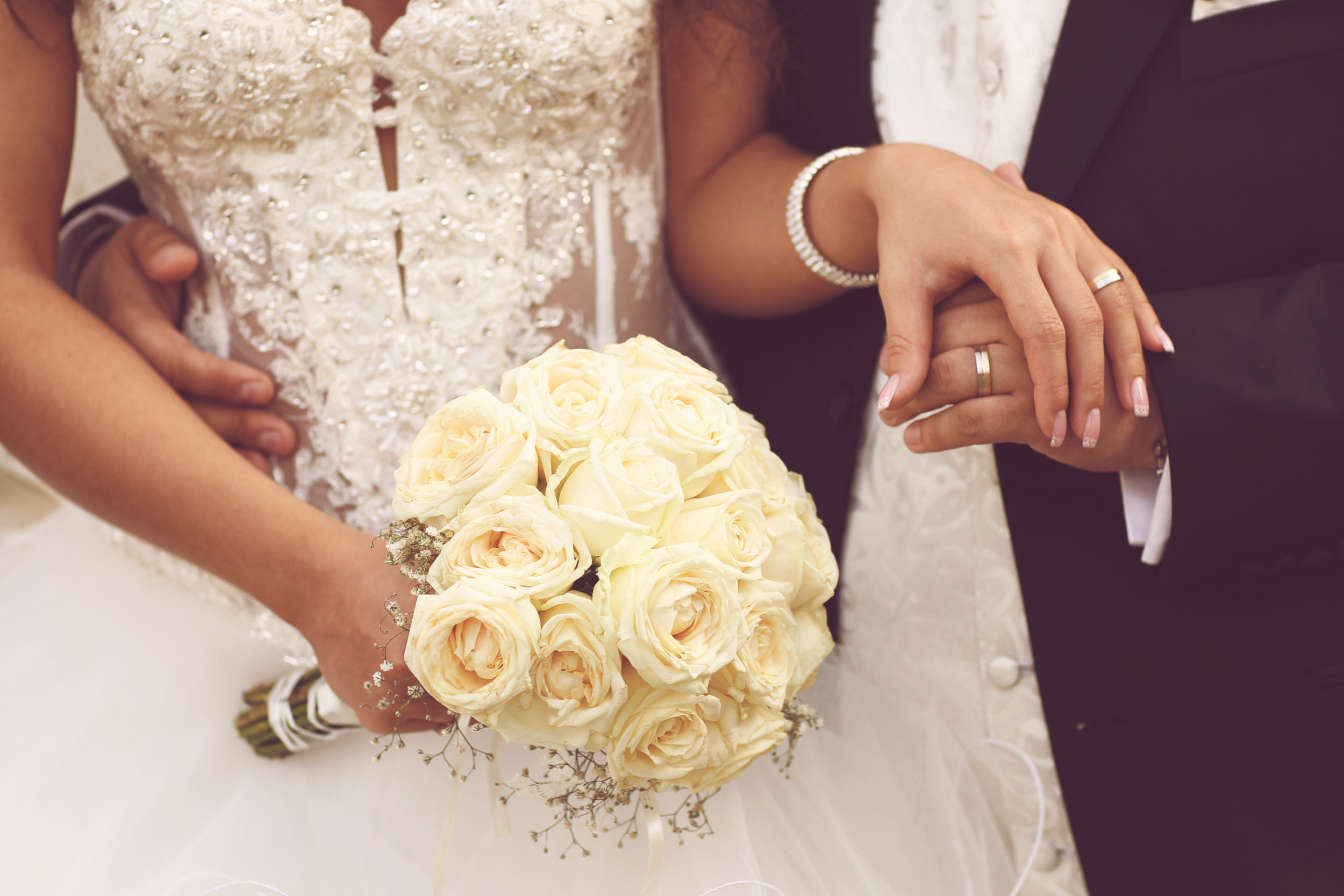 'Go to Her Second': Internet Backs Woman's Refusal To Attend Sister's Last-Minute Wedding - Vimarsana News