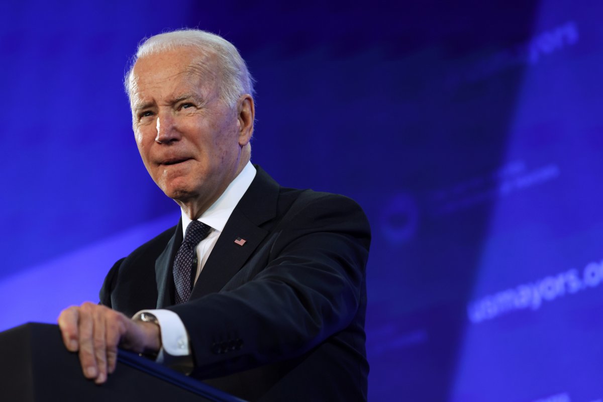 Biden Lags Behind Generic GOP Candidate:Poll