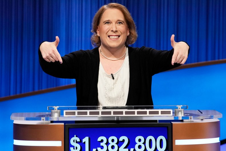 Former "Jeopardy!" champ Amy Schneider