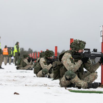 Lithuanian soldiers in training amid Ukraine tensions Lithuanian soldiers in training amid Ukraine tensions