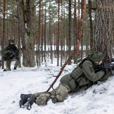 Lithuanian soldiers in training amid Ukraine tensions Lithuanian soldiers in training amid Ukraine tensions