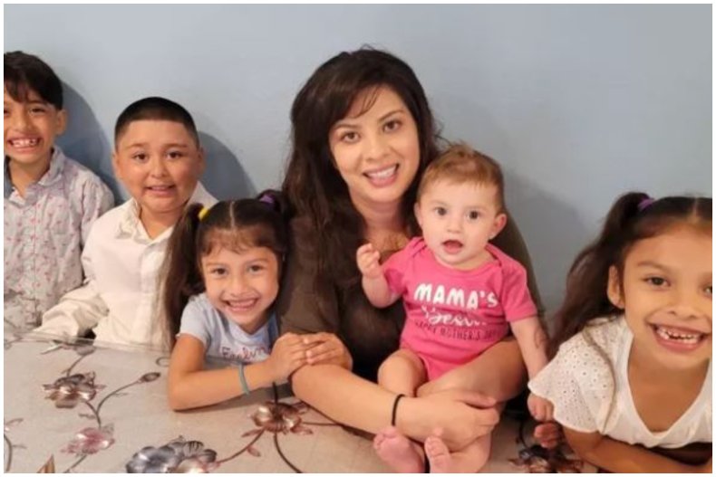 Hether Garcia and her five children 