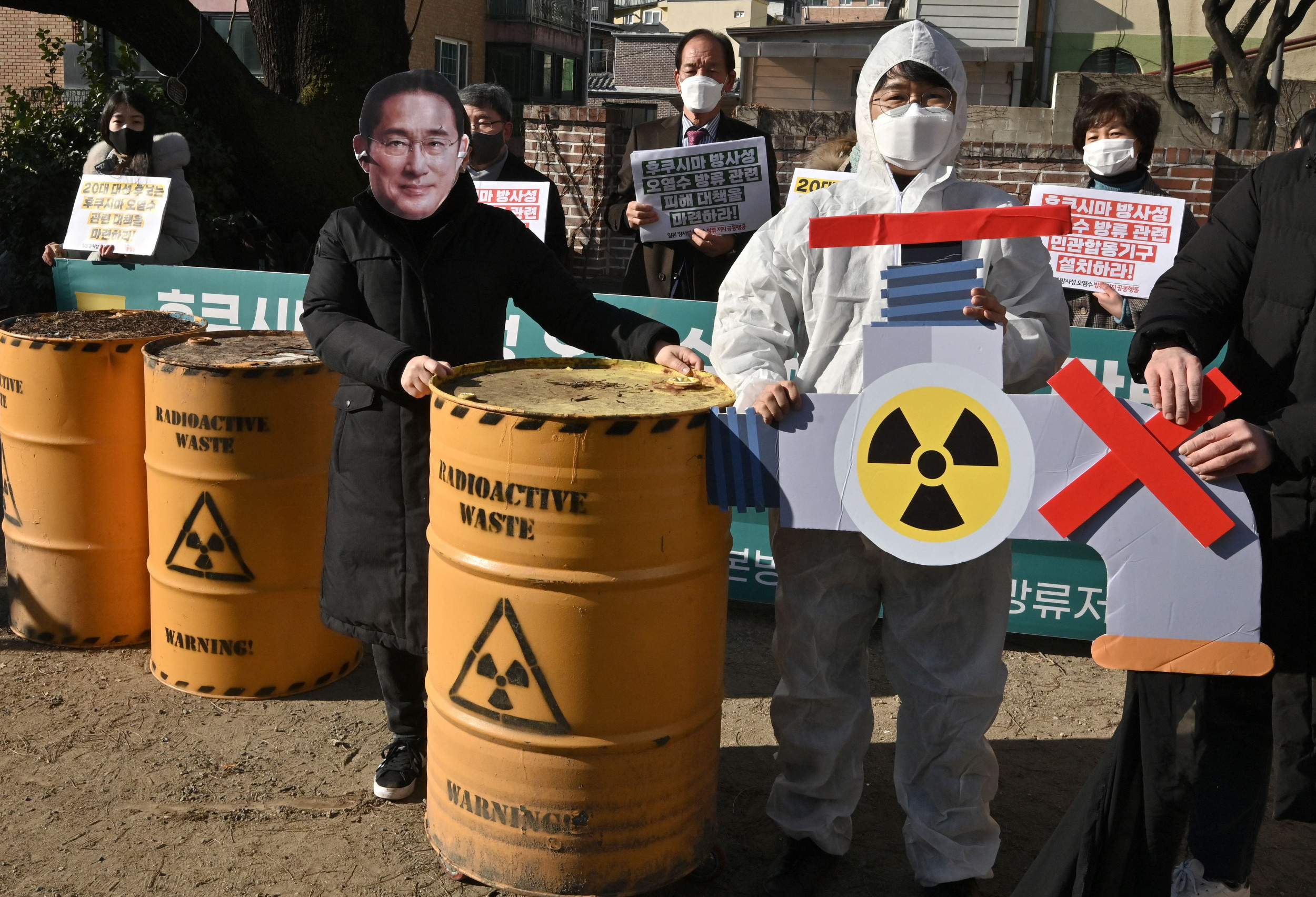 Japan's Bid To Dump Tons Of Radioactive Water From Fukushima Into Sea ...