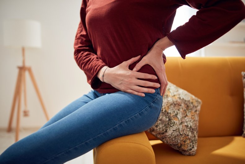 hip pain lady couch