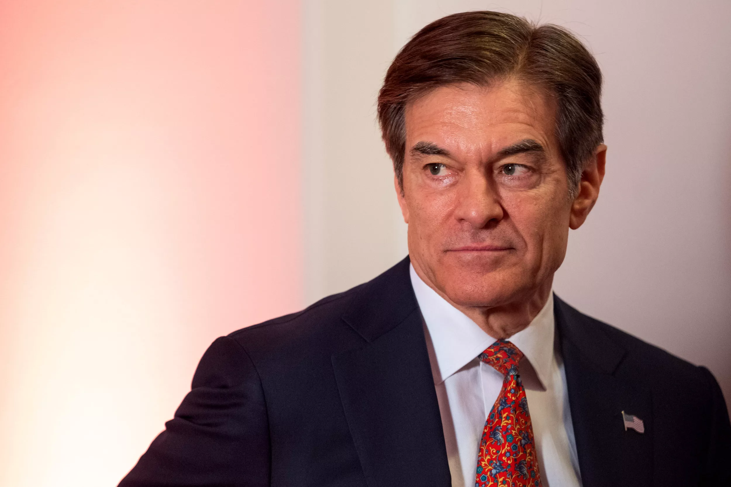 Dr. Oz, Amid Senate Run, Called Too 'Hollywood' After Walk of Fame Star - Vimarsana News