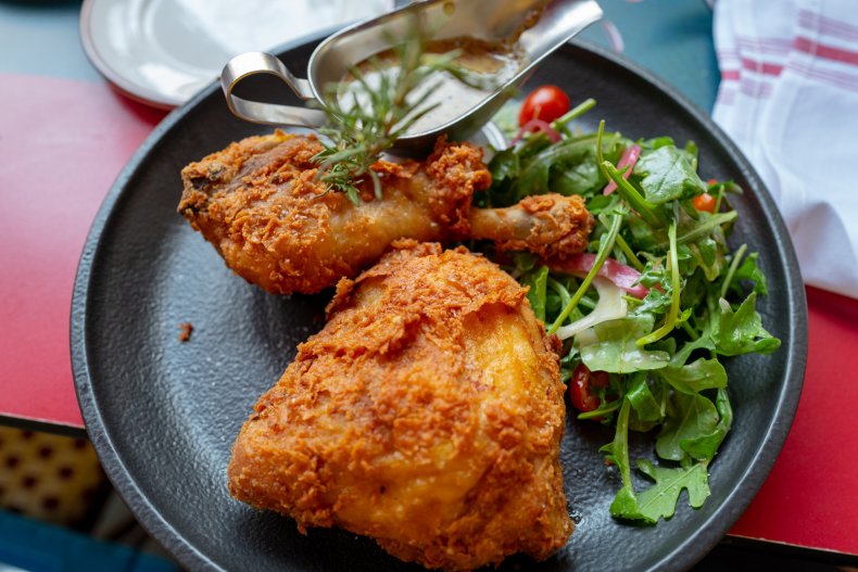 School Criticized For Serving Fried Chicken