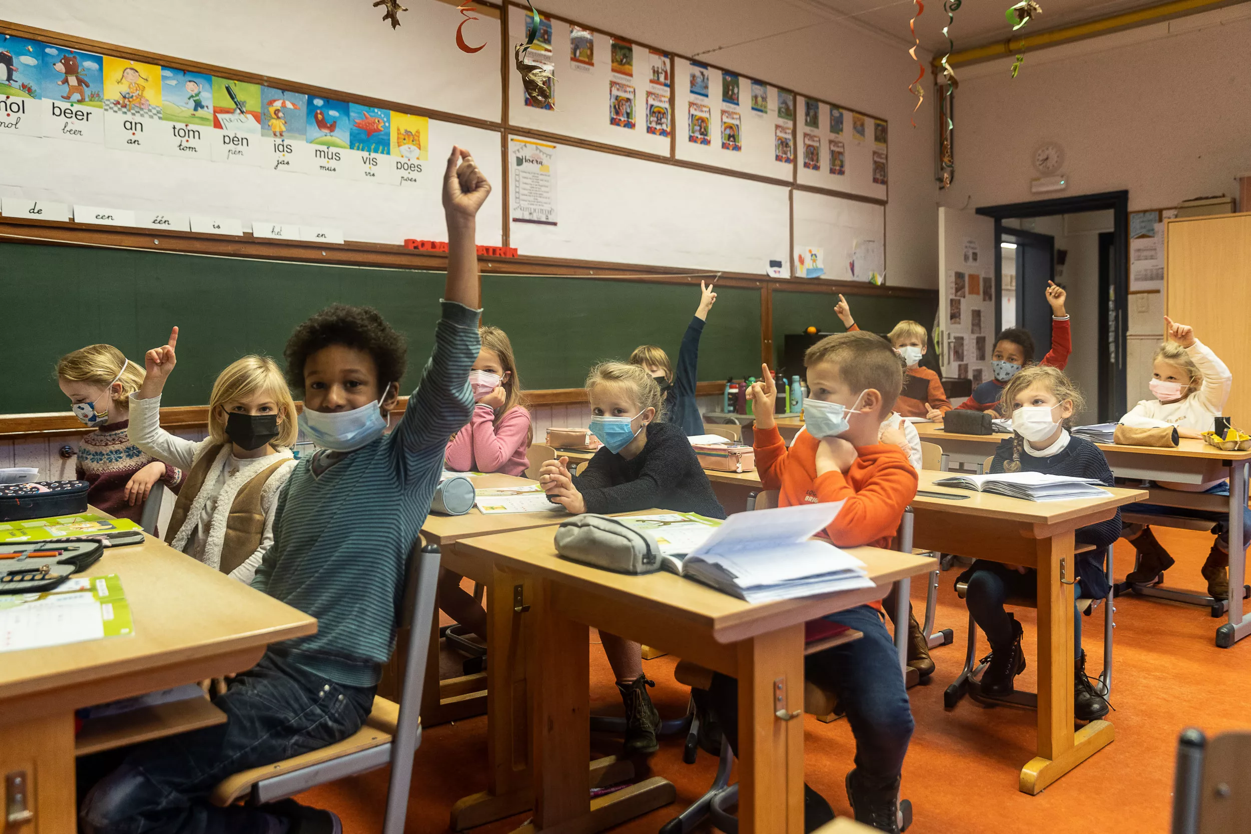 Parents Outraged as Maryland's Biggest County Defies Hogan on School Masks - Vimarsana News