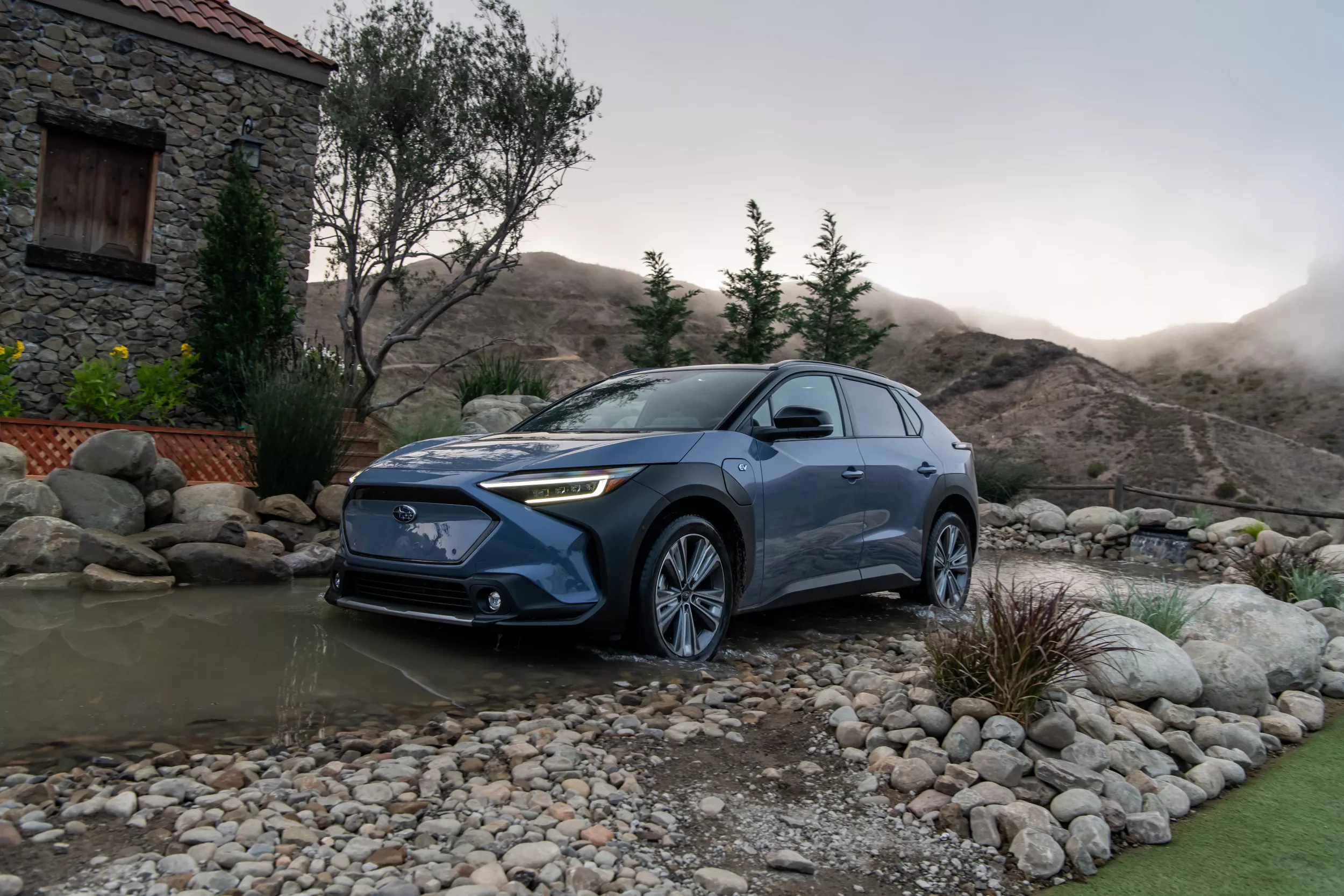 Subaru Reveals Options, Opens Reservations for Its 2023 Solterra EV - Vimarsana News