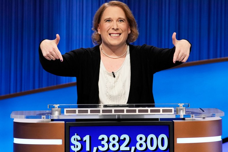 Former "Jeopardy!" champ Amy Schneider