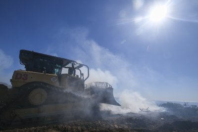 Emerald Fire Bulldozer Emerald Fire Bulldozer