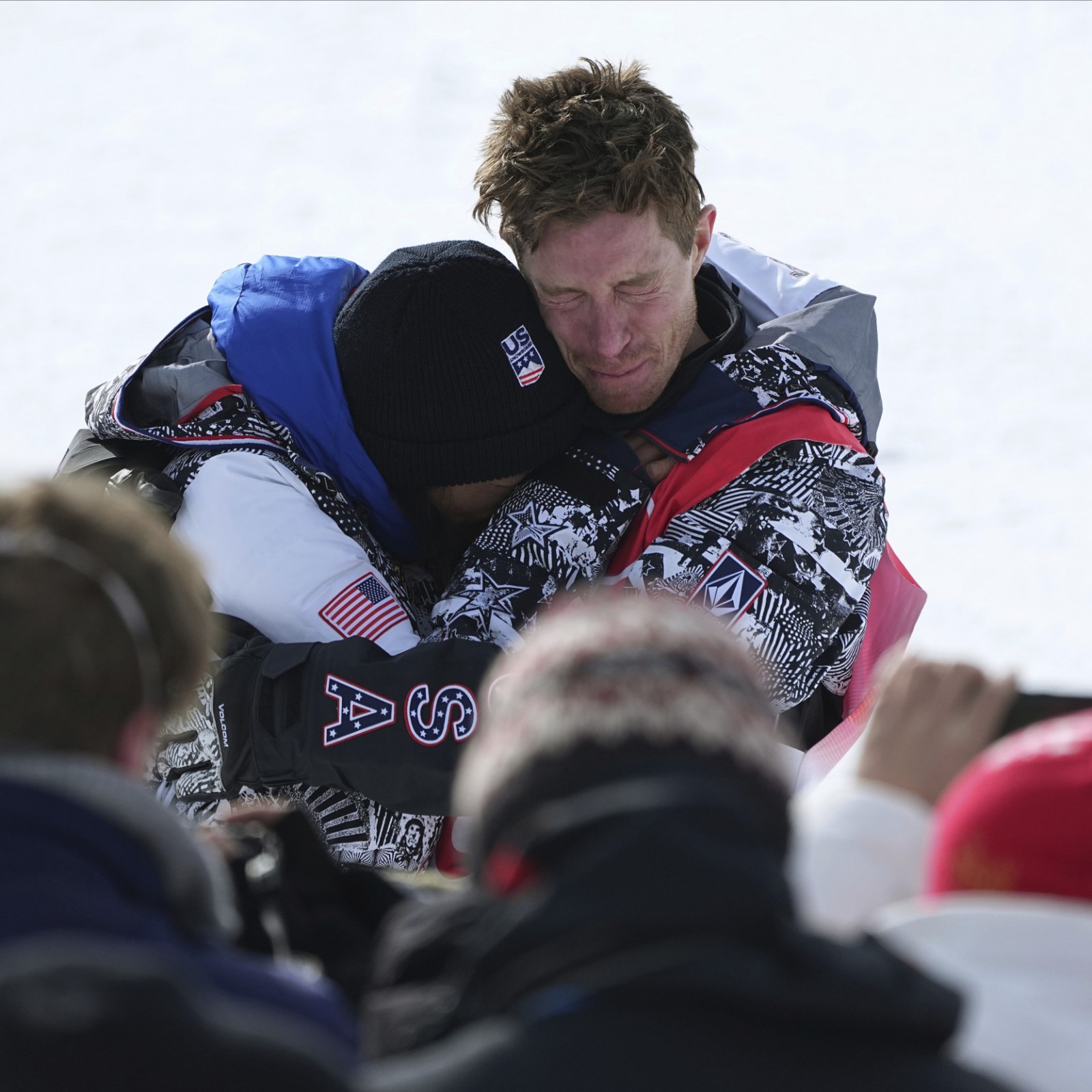 Shaun White Cries After Final Olympics Snowboarding Run in Beijing