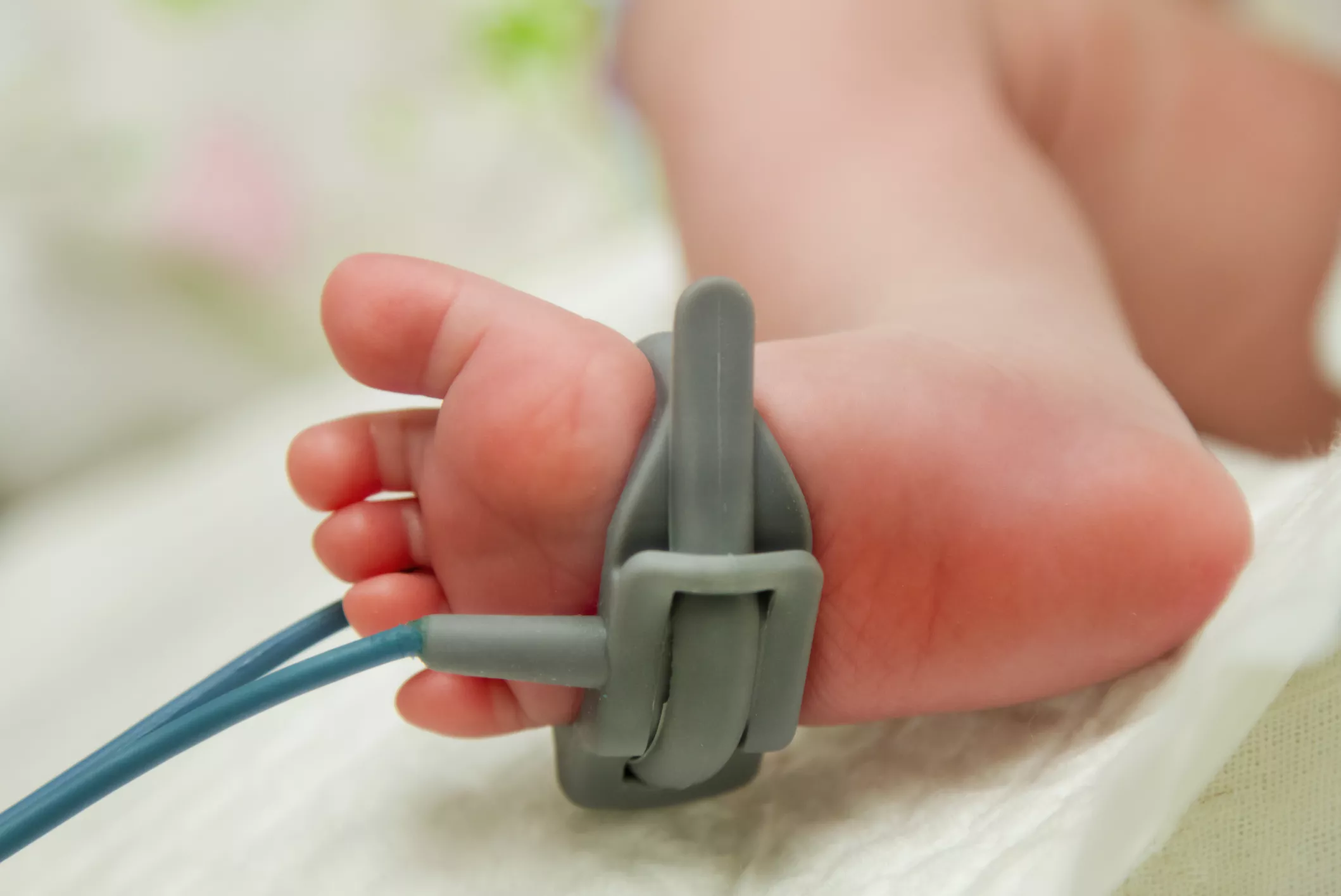 Twin Baby Girl Whose 'Smile Lit Up The Room' Dies of COVID Complications - Vimarsana News