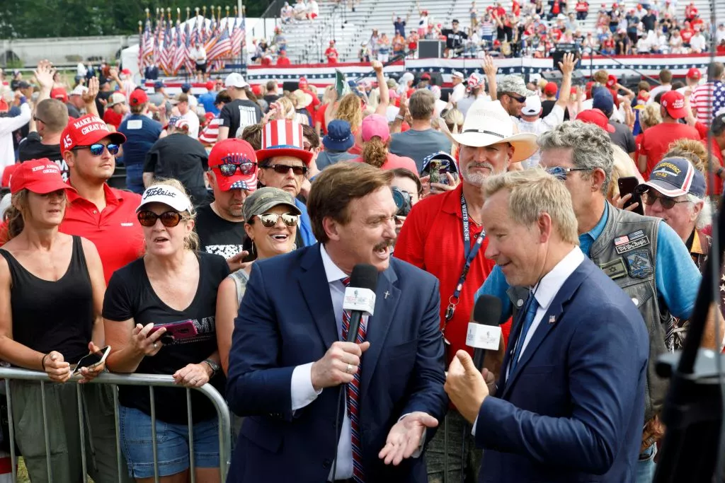 Pro-Trump Attorney Lin Wood Claims Mike Lindell 'Played' by 'Deep State' - Vimarsana News
