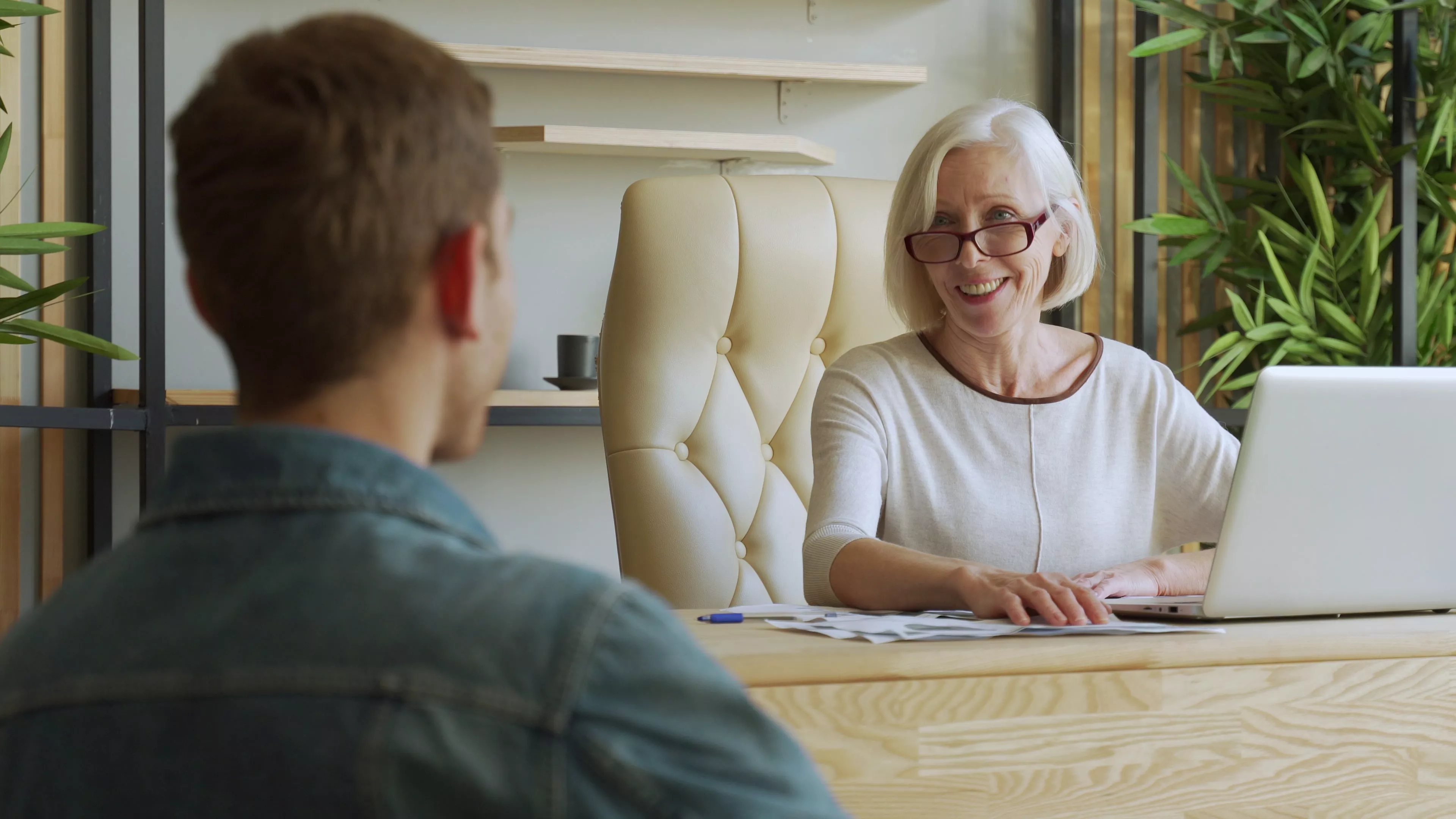 How High-Level Professionals Can Prepare For The Job Market in 2022 - Vimarsana News
