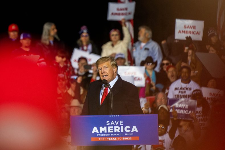 Trump 'Mind-Numbingly Incompetent' at Protecting Classified Info