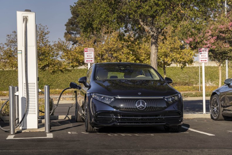 2022 Mercedes-Benz EQS