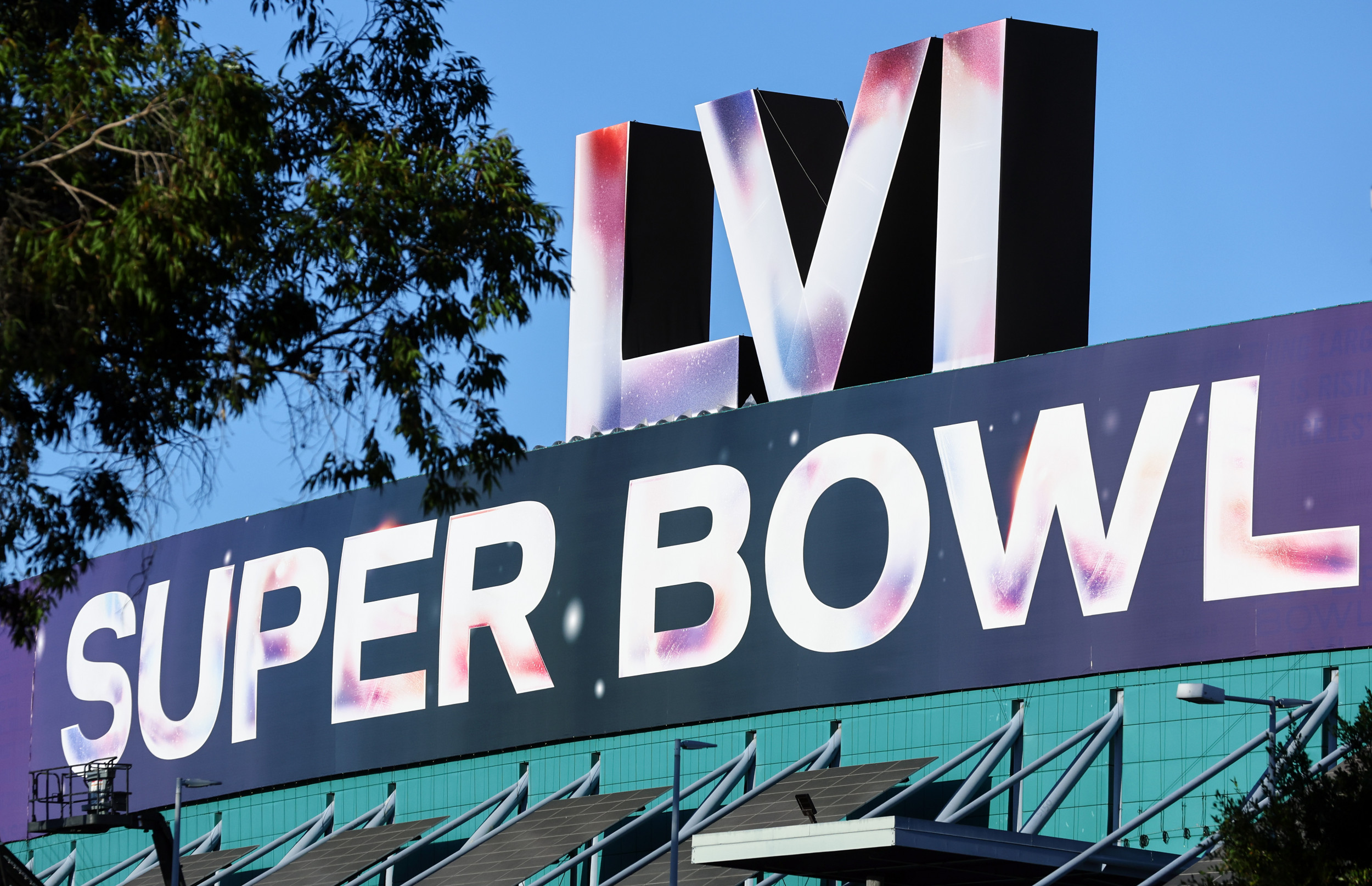 how to watch the super bowl on hulu 2022