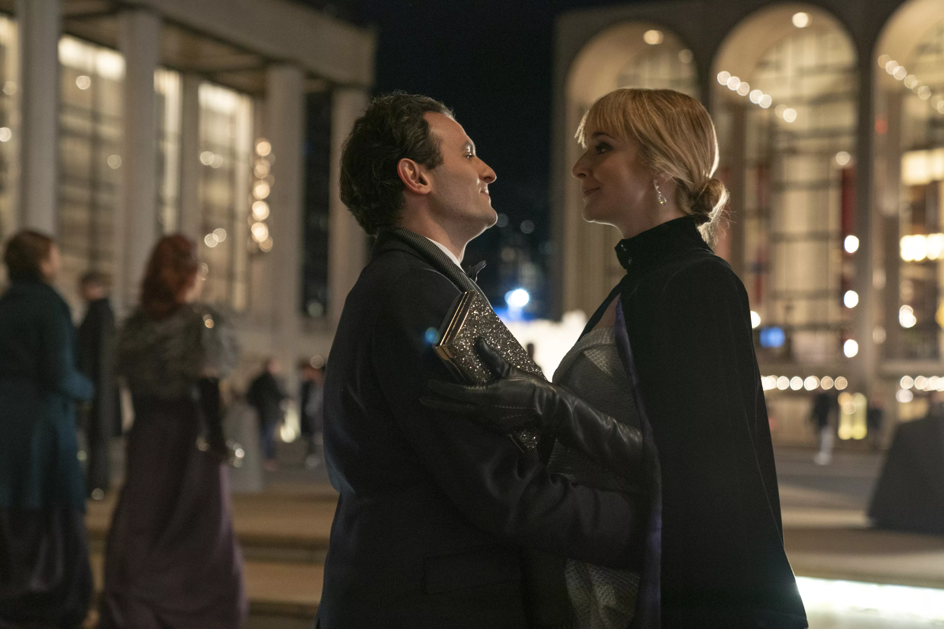 Who Is Todd Spodek's Wife and Who Plays Her in 'Inventing Anna'? - Vimarsana News