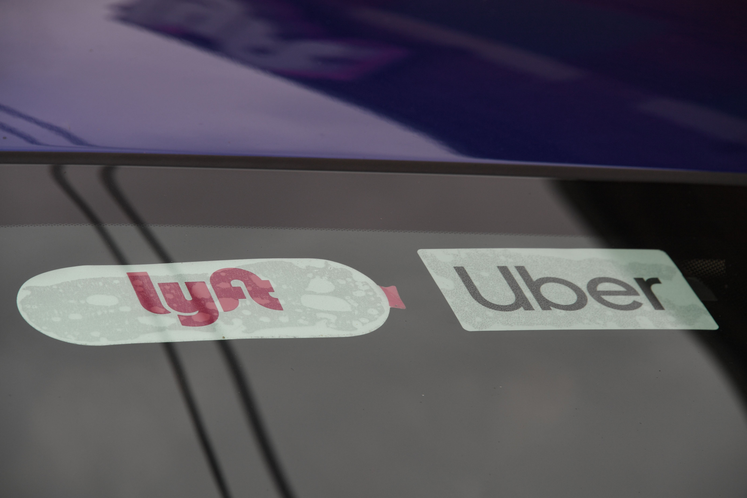 Ride-Share Driver Critical After Being Shot by Fare in Carjacking: Police
