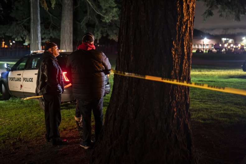 Neighbors watch as Portland police investigate 