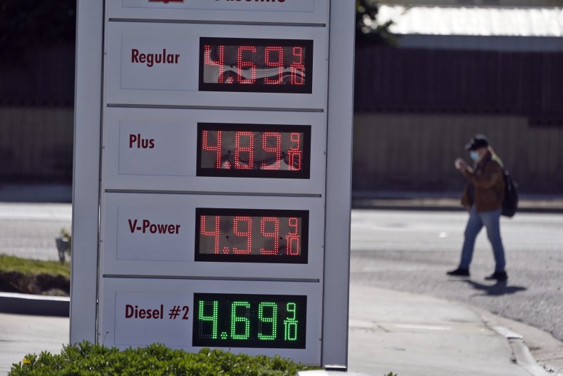 Gas Prices Rise Amid Russia Tension
