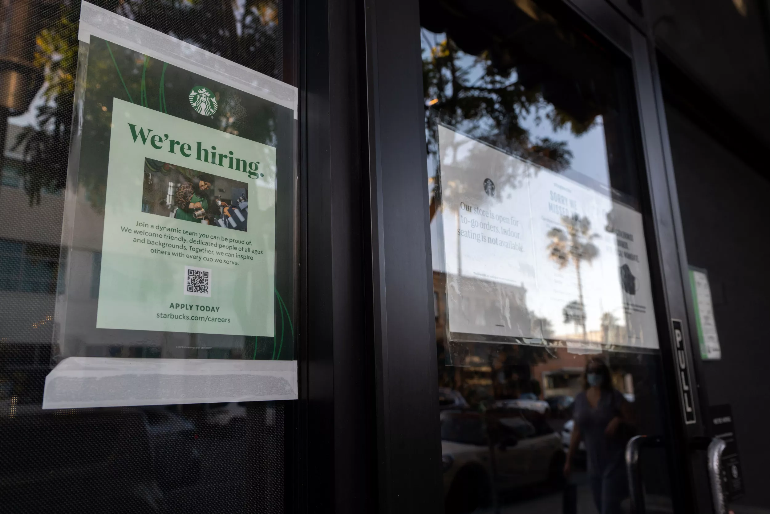 Gen-Z Activists Flood Starbucks With Fake Job Applications Over Firings - Vimarsana News