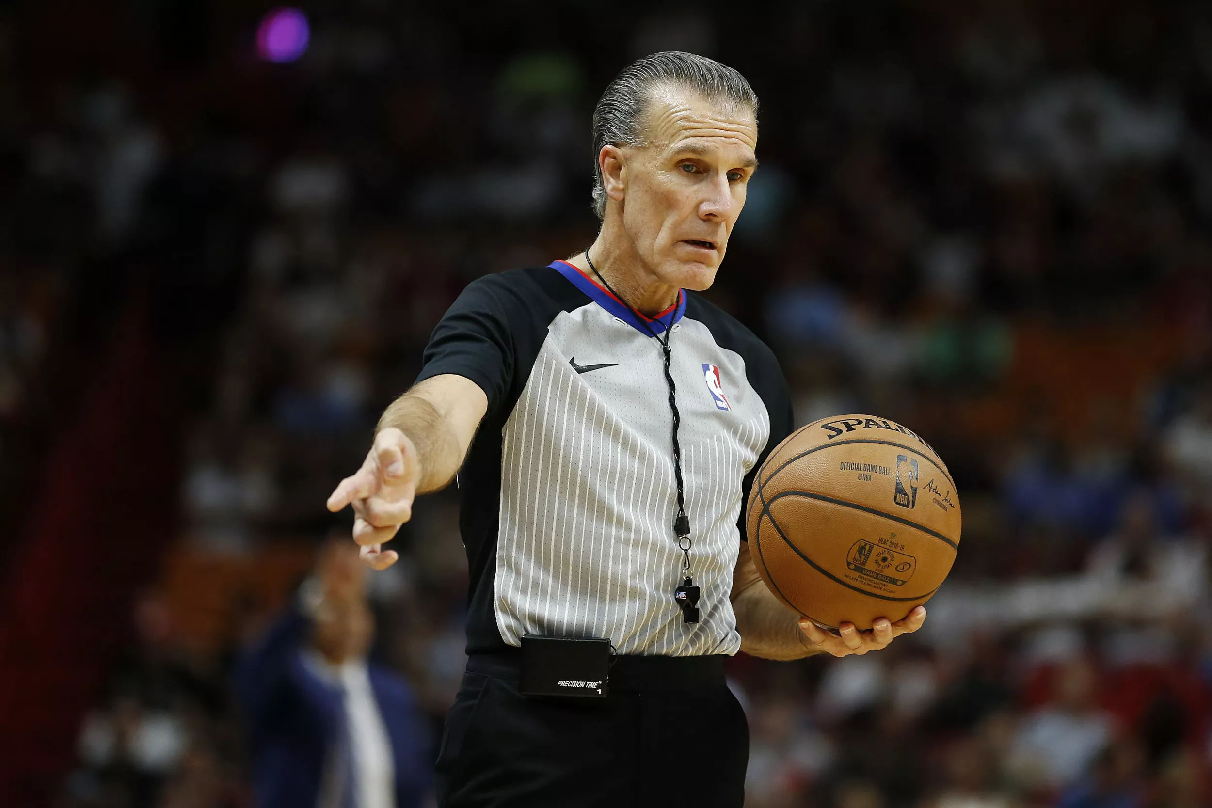 NBA Referee Suspended for Refusing COVID Vaccine 'Proud' of Freedom Convoy - Vimarsana News