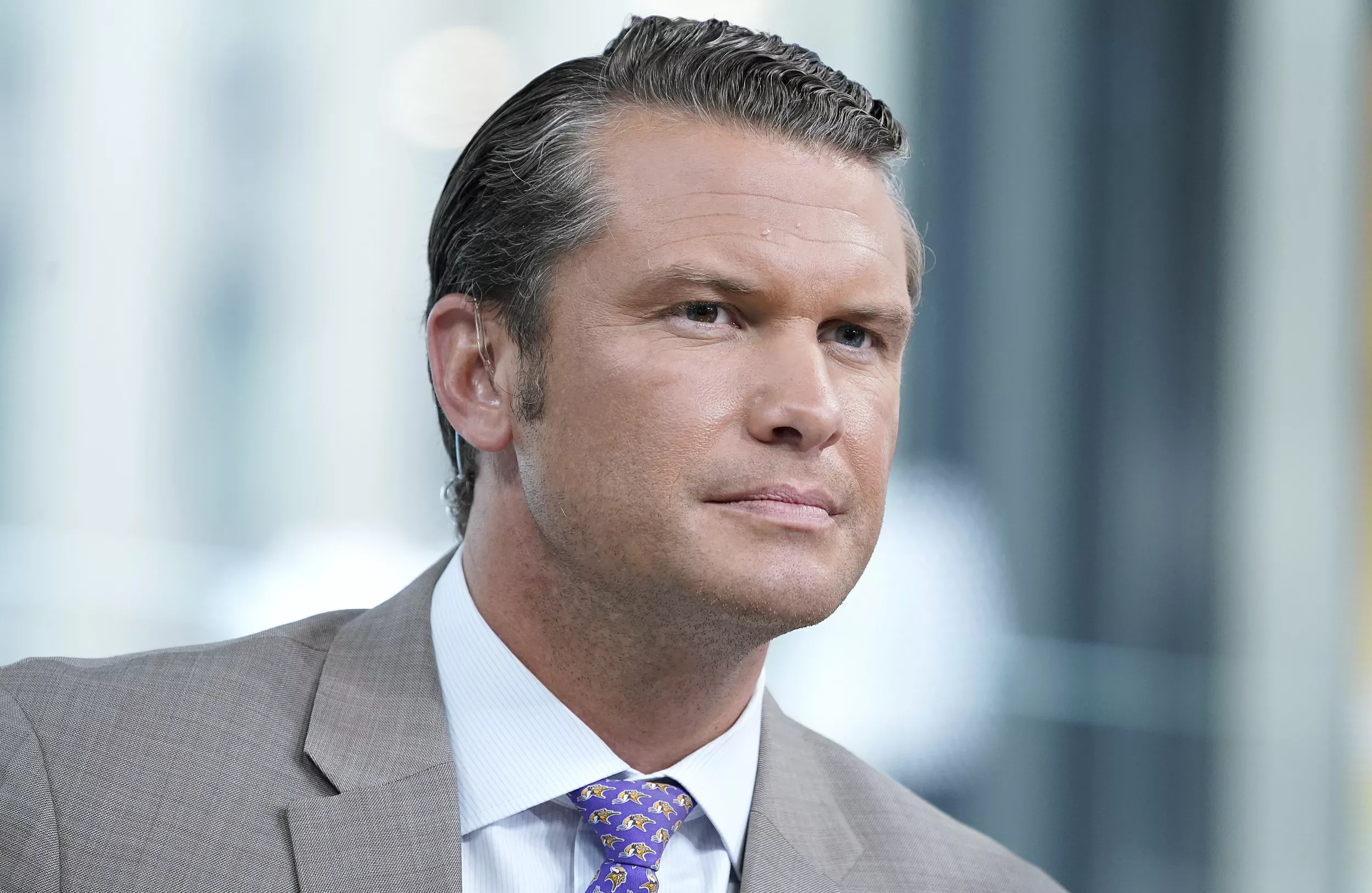 Fox Host Trolled for Trying to Defend Trump's Praise of Putin - Vimarsana News